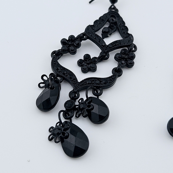 Chandelier jet black rhinestone earrings - Picture 3 of 7